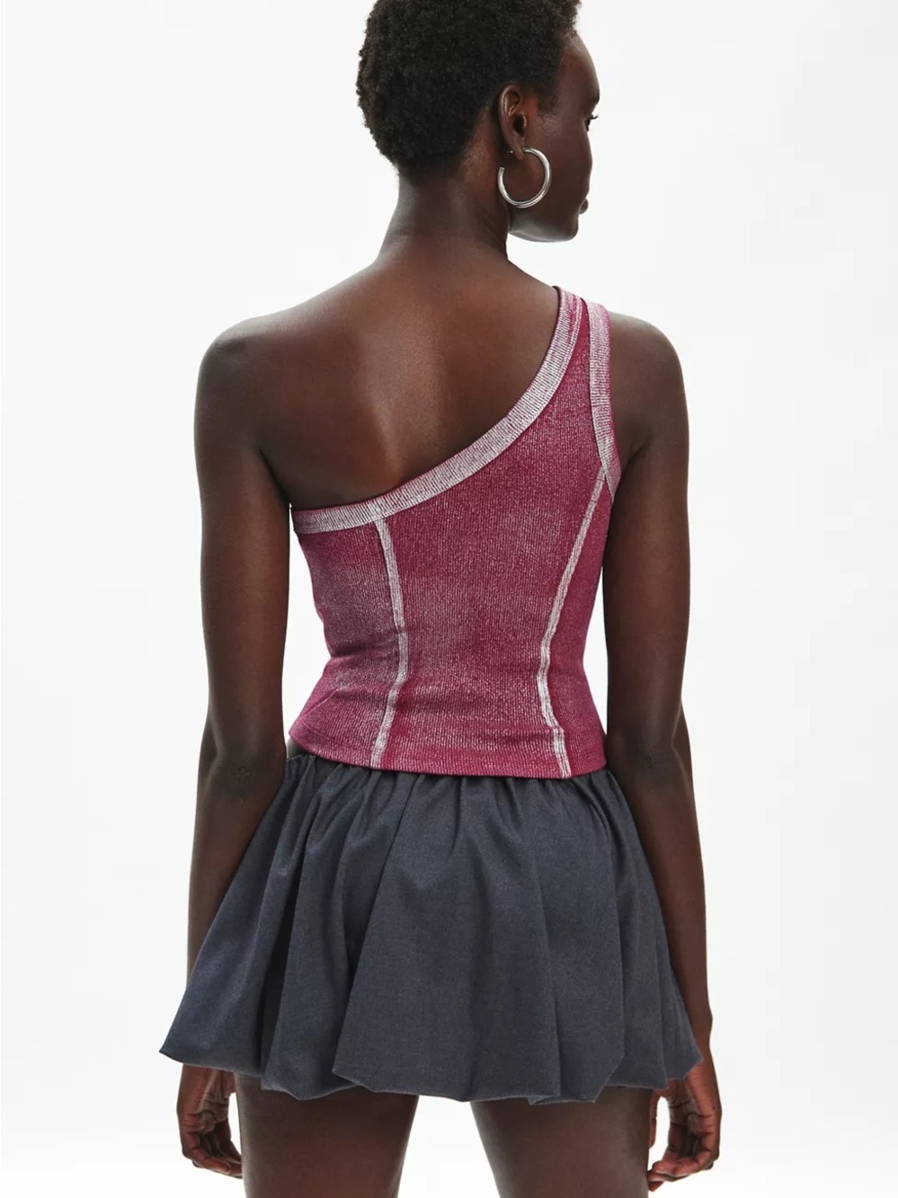 URBAN OUTFITTERS Silence & Noise Kesha Foil Ribbed Knit One Shoulder Top - Picture 2 of 7